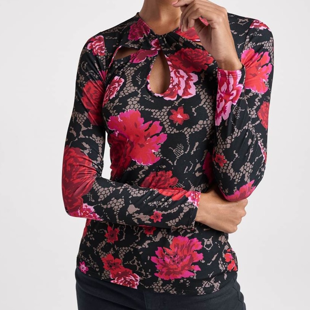 Beautiful Colors Blouse Red Pink Black Brown Sizes M XL